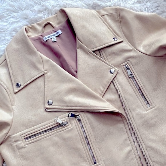 NWOT Elizabeth and James vegan leather biker jacket - Picture 10 of 11